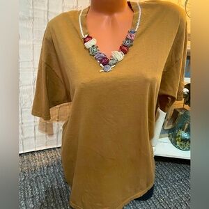 Susan Bessire Vtg. Floral V-Neck Top OS NEW